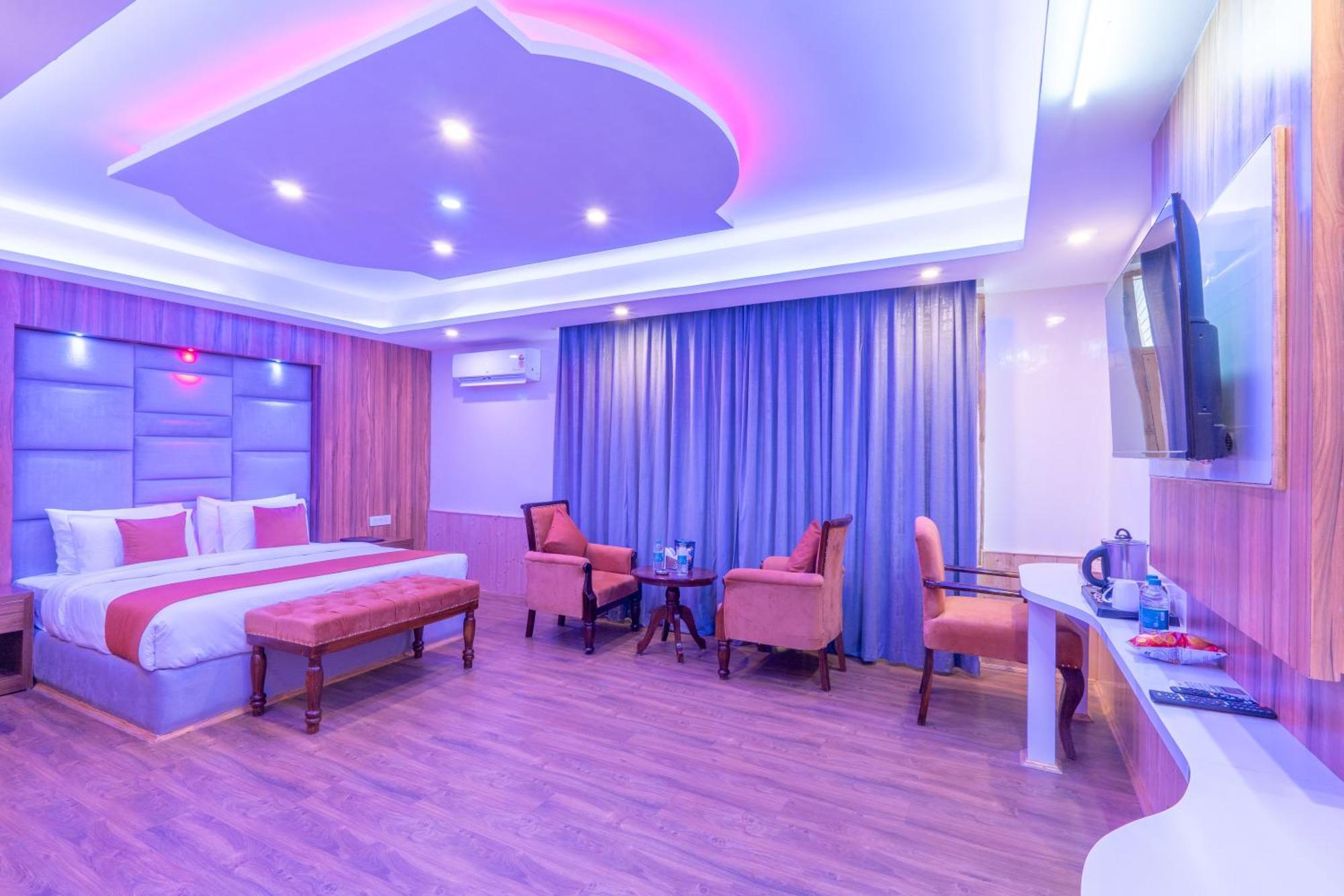 Hill River Resort - Central Heated & Air Cooled - Near Mall Road , Best Property Of Manali 2024- 2025 Exteriör bild
