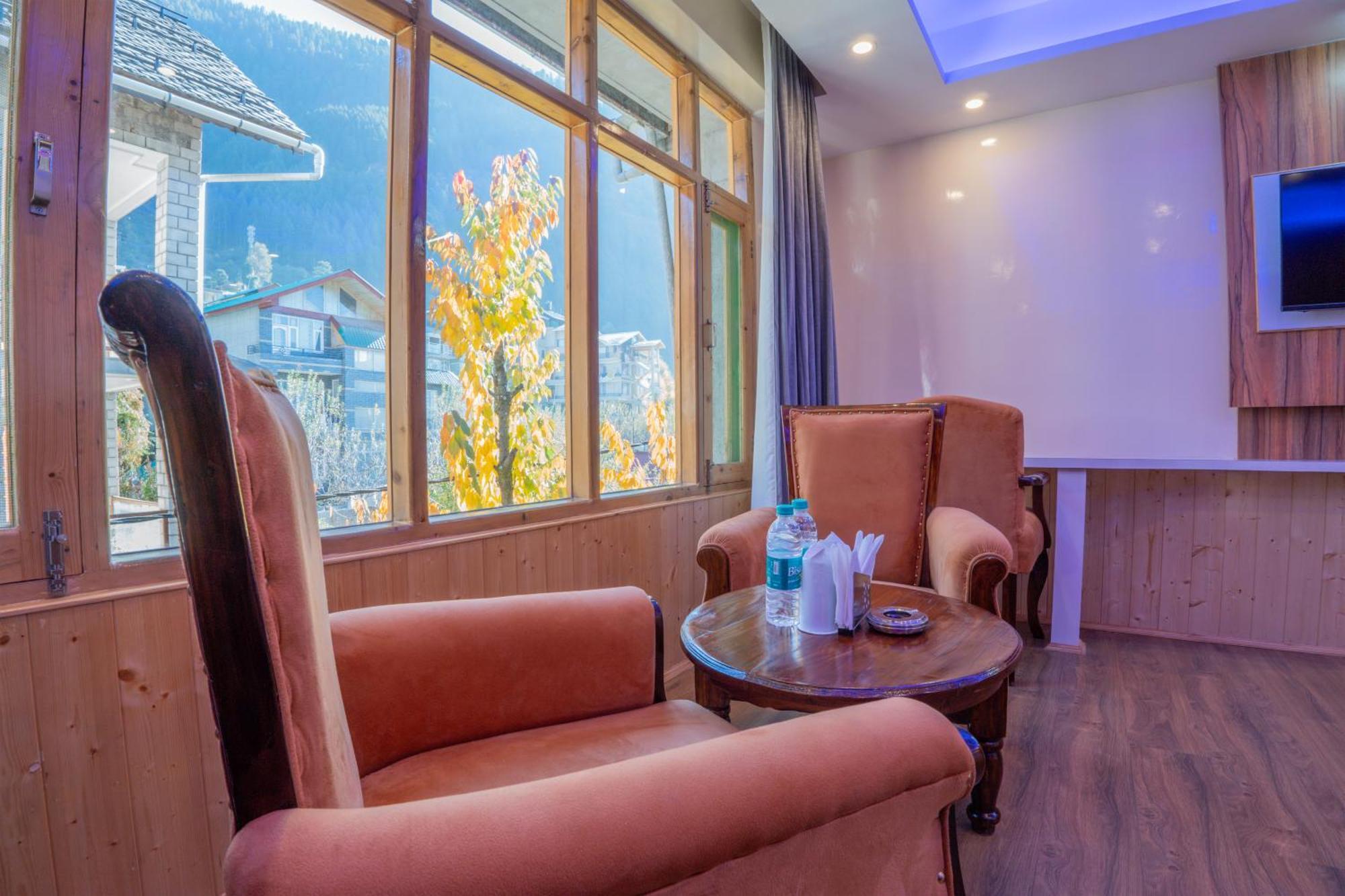 Hill River Resort - Central Heated & Air Cooled - Near Mall Road , Best Property Of Manali 2024- 2025 Exteriör bild