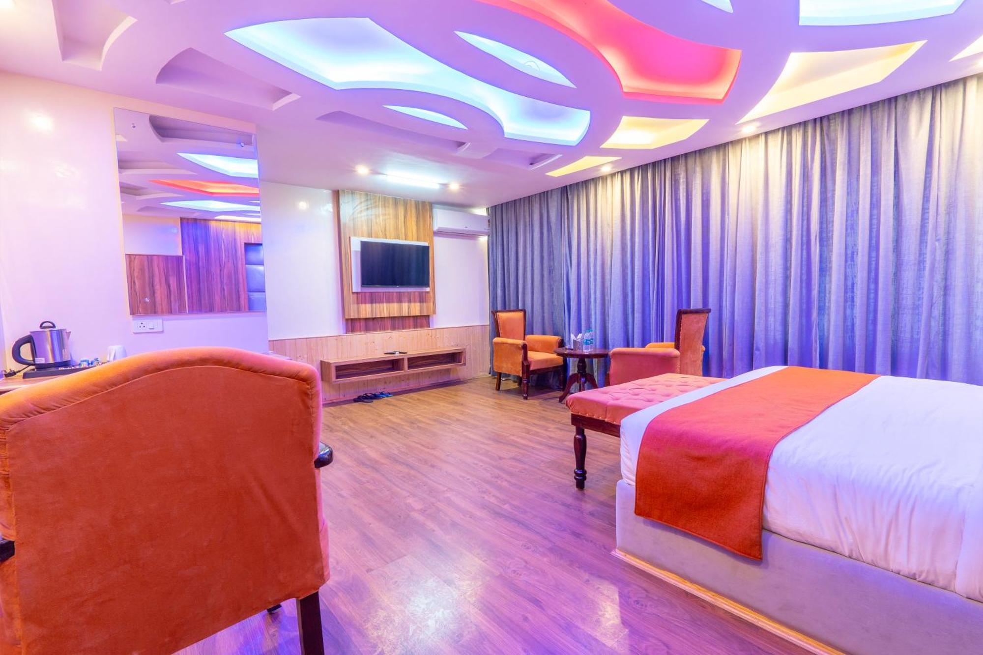 Hill River Resort - Central Heated & Air Cooled - Near Mall Road , Best Property Of Manali 2024- 2025 Exteriör bild