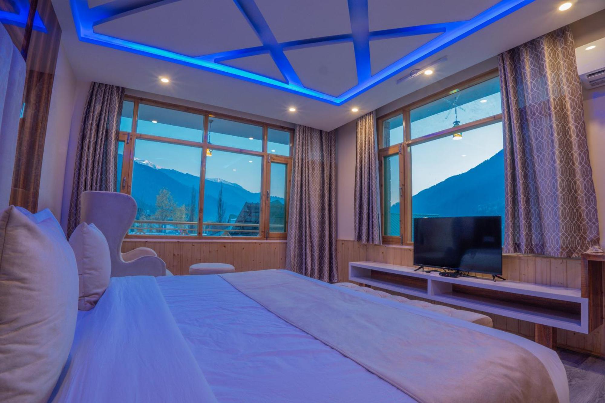 Hill River Resort - Central Heated & Air Cooled - Near Mall Road , Best Property Of Manali 2024- 2025 Exteriör bild