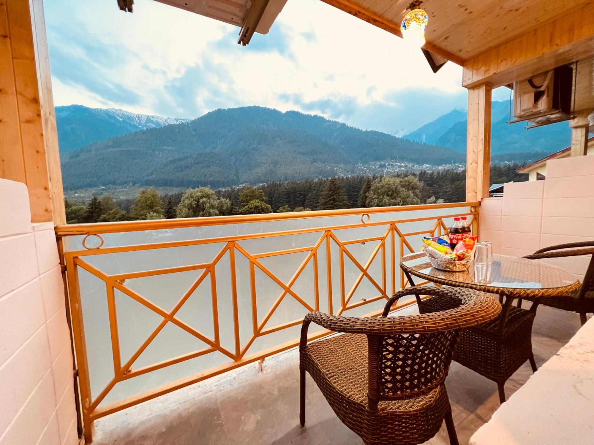 Hill River Resort - Central Heated & Air Cooled - Near Mall Road , Best Property Of Manali 2024- 2025 Exteriör bild
