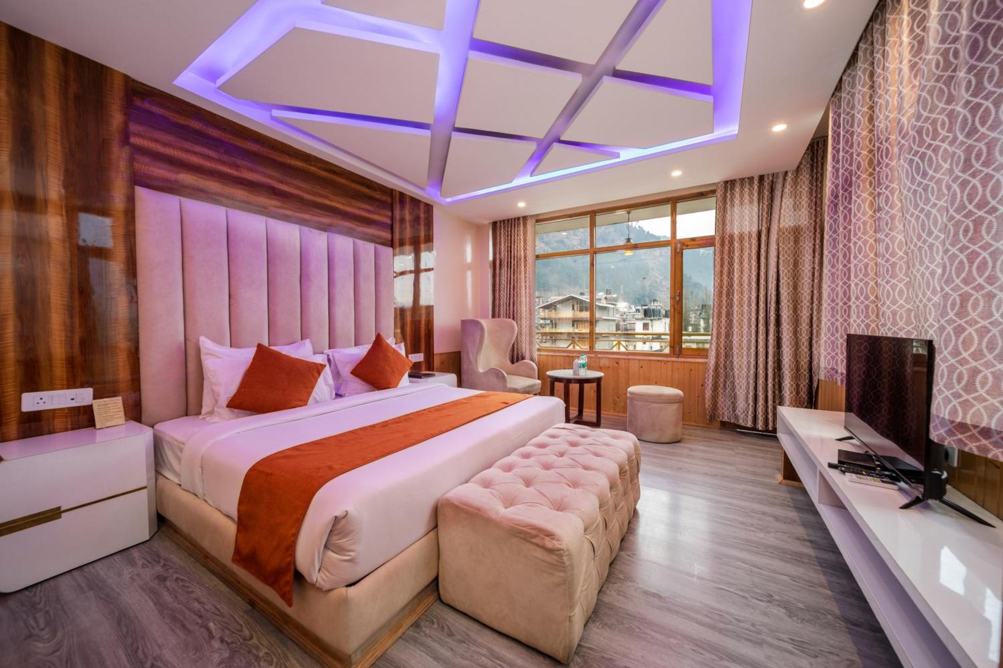 Hill River Resort - Central Heated & Air Cooled - Near Mall Road , Best Property Of Manali 2024- 2025 Exteriör bild